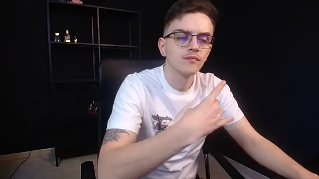 FelixStarkk online show from May 16, 5:28 am