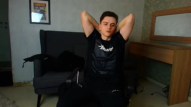 FelixStarkk online show from December 19, 5:21 am