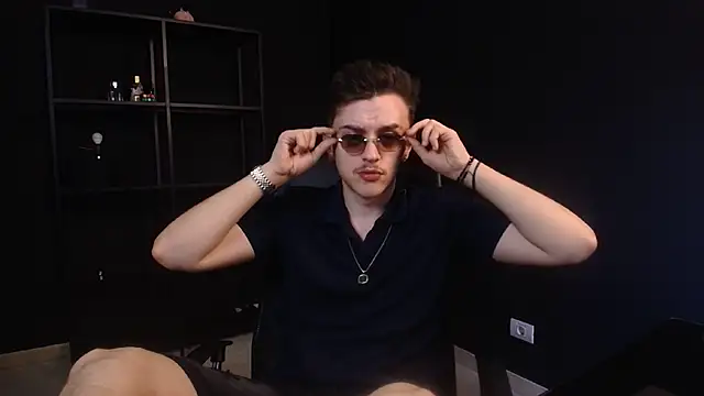 FelixStarkk online show from June 1, 5:18 am