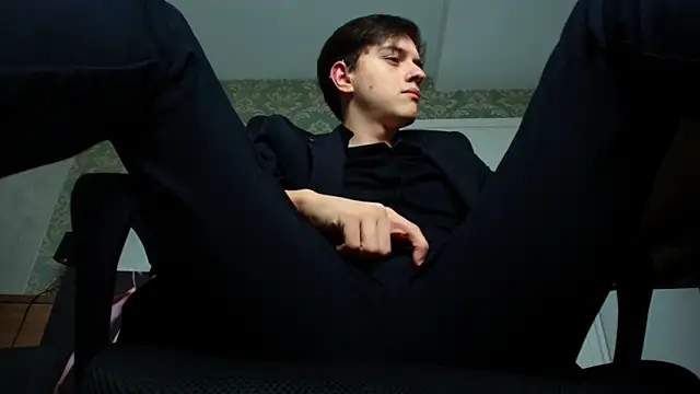 Snapshot of FelixStarkk chatting on October 4, 4:36 am FelixStarkk online show from October 4, 4:36 am