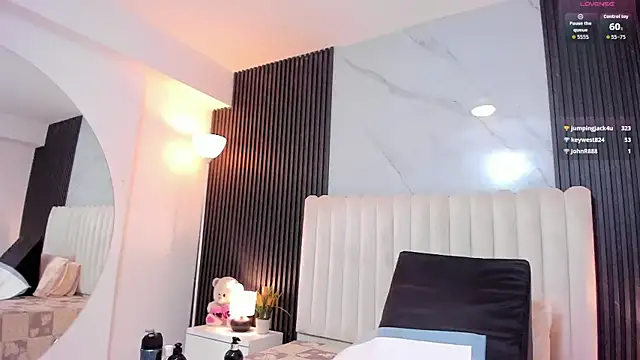 Samantha Claus online show from September 14, 3:40 am
