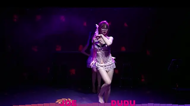 Snapshot of yznt-dudu chatting on October 15, 11:51 am yznt-dudu online show from October 15, 11:51 am