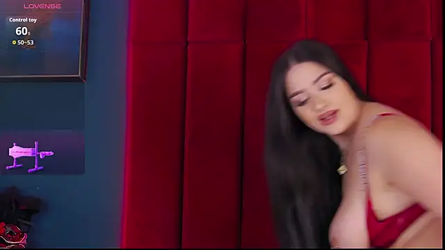 AdelynnReeds online show from October 18, 5:31 am