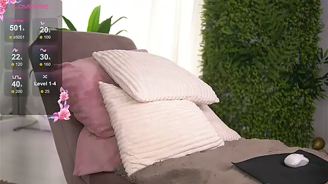 Snapshot of FreyaHeart chatting on June 26, 5:46 am FreyaHeart online show from June 26, 5:46 am