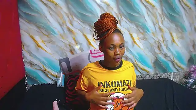 Snapshot of ItsMsBankss02 chatting on November 22, 10:30 pm ItsMsBankss02 online show from November 22, 10:30 pm