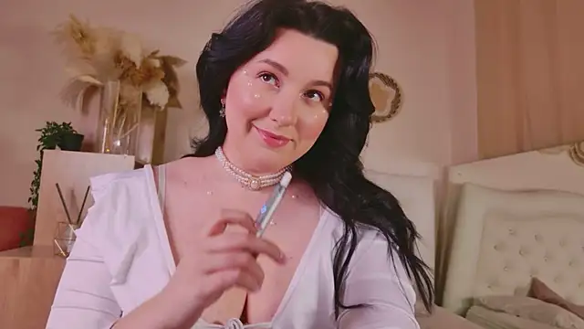 love me  tonight  online show from February 26, 8:31 pm