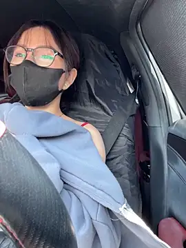 Linh 2004 online show from October 5, 5:20 am