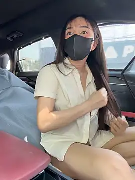 Linh 2004 online show from December 20, 6:05 am