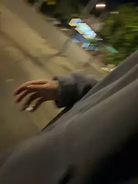 Linh 2004 online show from March 25, 5:23 pm