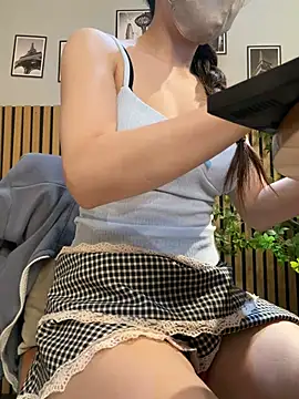 Linh 2004 online show from May 24, 6:13 am
