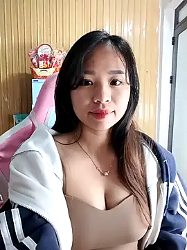 Snapshot of Na_na90 chatting on February 3, 1:38 am Na na90 online show from February 3, 1:38 am