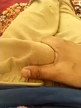 zorhotty online show from February 18, 8:22 am