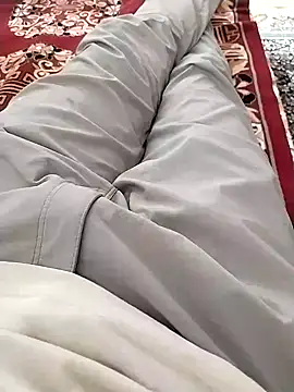 zorhotty online show from April 5, 7:59 am
