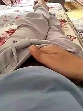 zorhotty online show from May 10, 7:45 am