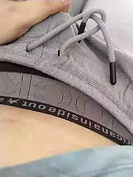 zorhotty online show from June 27, 9:37 am