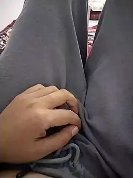 Snapshot of zorhotty chatting on October 12, 11:44 am zorhotty online show from October 12, 11:44 am