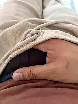 zorhotty online show from July 8, 8:48 am