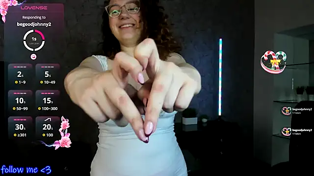 ellie coy  online show from October 19, 8:17 am