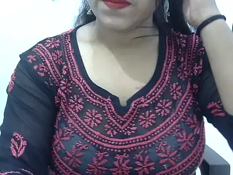 LIYO  online show from July 7, 6:58 am