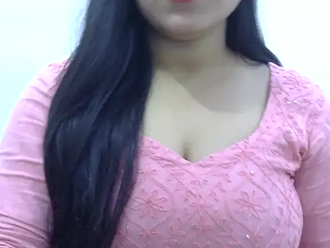 LIYO  online show from February 5, 7:48 am