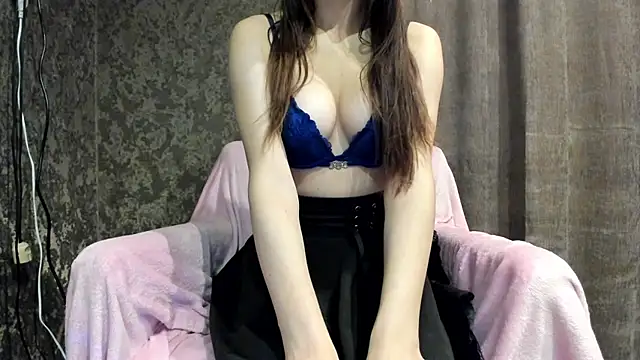  Venesa  online show from December 15, 7:09 pm