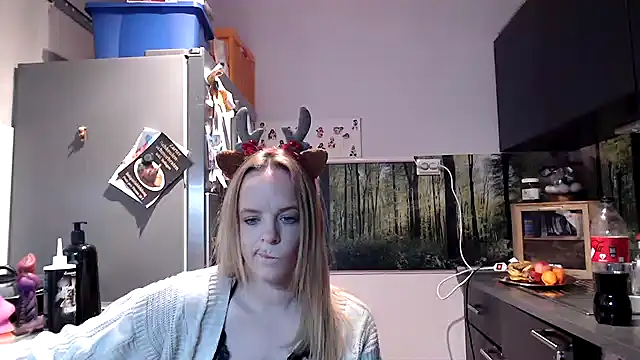 SexyMilf 37 online show from December 17, 9:42 pm