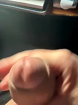 yesoui online show from December 3, 4:28 pm