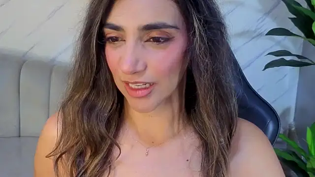 agatha brooks t online show from March 23, 12:38 pm