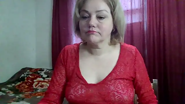 Snapshot of AlliRain chatting on October 24, 10:25 am AlliRain online show from October 24, 10:25 am