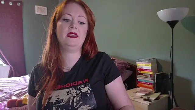 Snapshot of BettyBonvoy chatting on June 10, 3:35 pm BettyBonvoy online show from June 10, 3:35 pm