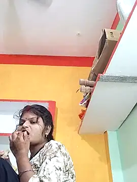 Snapshot of Hot_mirchjii chatting on November 4, 3:49 pm Hot mirchjii online show from November 4, 3:49 pm