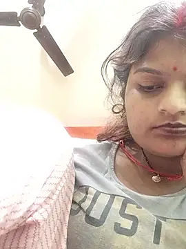 Hot mirchjii online show from October 13, 11:38 pm