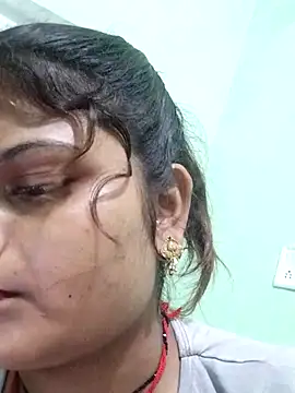 Hot mirchjii online show from September 10, 1:32 pm