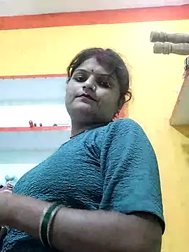 Hot mirchjii online show from September 23, 7:15 am