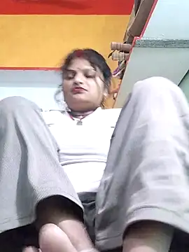 Snapshot of Hot_mirchjii chatting on November 10, 4:12 pm Hot mirchjii online show from November 10, 4:12 pm