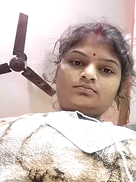 Snapshot of Hot_mirchjii chatting on November 9, 12:58 am Hot mirchjii online show from November 9, 12:58 am