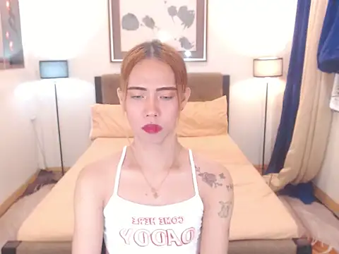 PreciousAmore online show from April 16, 9:39 pm