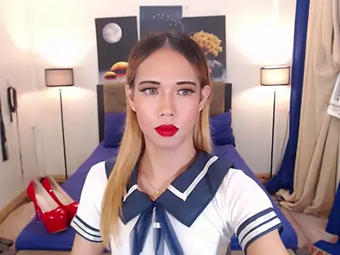 Snapshot of PreciousAmore chatting on February 11, 6:57 am PreciousAmore online show from February 11, 6:57 am