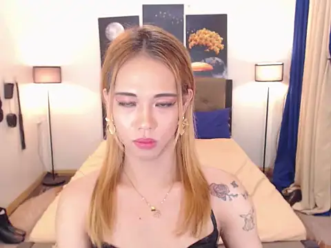 PreciousAmore online show from November 20, 10:49 am