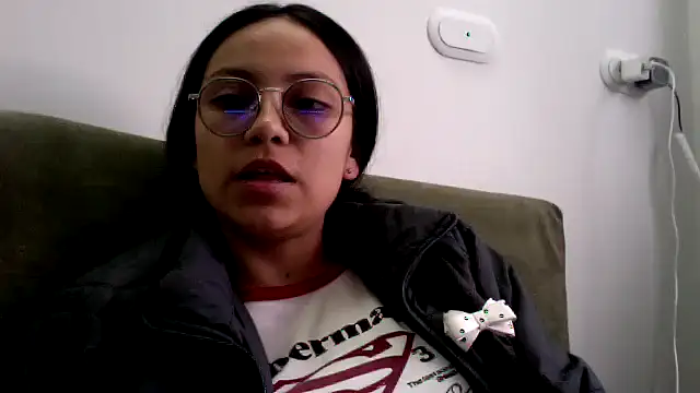 katalina07 1 online show from May 4, 10:34 pm