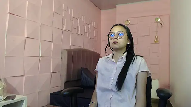 katalina07 1 online show from December 1, 1:56 pm