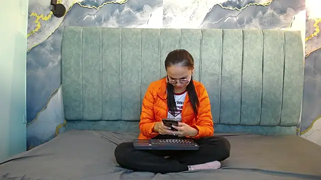 katalina07 1 online show from April 14, 3:28 pm