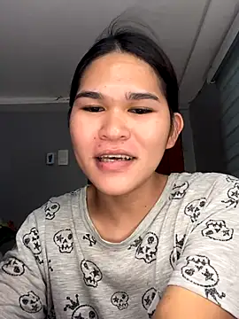 Snapshot of AlianaBlair chatting on November 28, 1:39 am AlianaBlair online show from November 28, 1:39 am