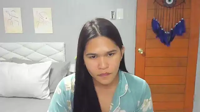 Snapshot of AlianaBlair chatting on September 12, 3:23 pm AlianaBlair online show from September 12, 3:23 pm