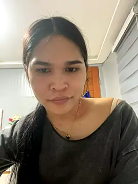 Snapshot of AlianaBlair chatting on November 11, 12:33 pm AlianaBlair online show from November 11, 12:33 pm