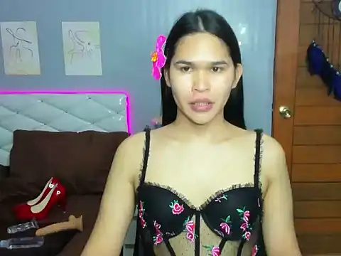 Snapshot of AlianaBlair chatting on October 30, 11:19 am AlianaBlair online show from October 30, 11:19 am