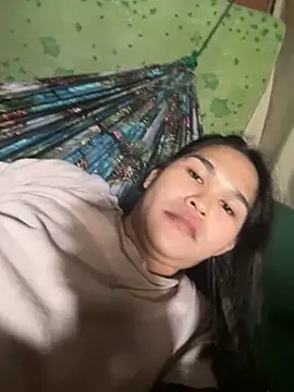 Snapshot of AlianaBlair chatting on November 9, 3:43 am AlianaBlair online show from November 9, 3:43 am