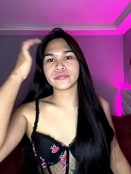 Snapshot of AlianaBlair chatting on November 13, 9:08 pm AlianaBlair online show from November 13, 9:08 pm