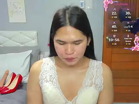 Snapshot of AlianaBlair chatting on September 30, 2:56 pm AlianaBlair online show from September 30, 2:56 pm