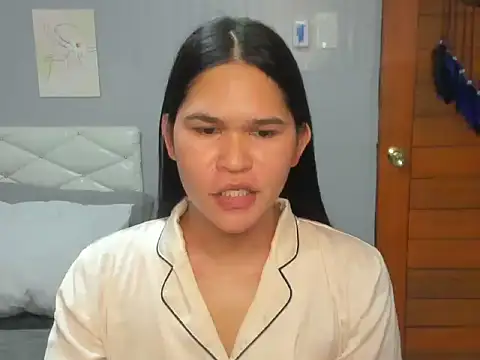Snapshot of AlianaBlair chatting on September 24, 1:50 pm AlianaBlair online show from September 24, 1:50 pm